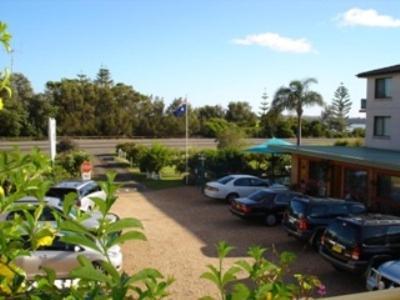 Lake Front Motel Entrance ภายนอก รูปภาพ